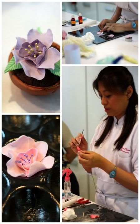 Back to cake decorating class that was held at the Cooking House 