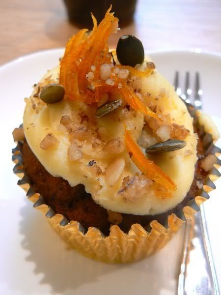 Carrot Cupcake Since we had eaten lunch it was just a few quick sweet 