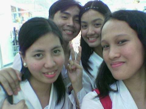 Jecha, Rob, Thal and me in SM Manila *winks*