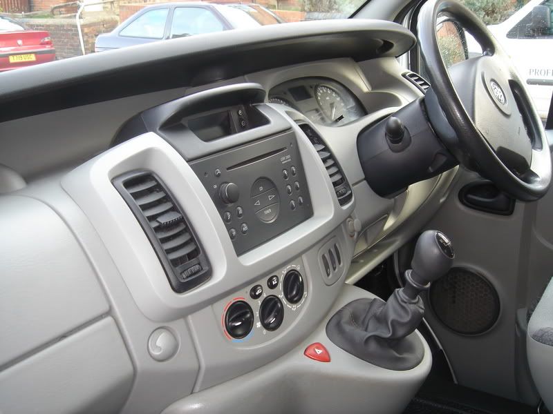 Vauxhall Vivaro interior detail...... Detailing World