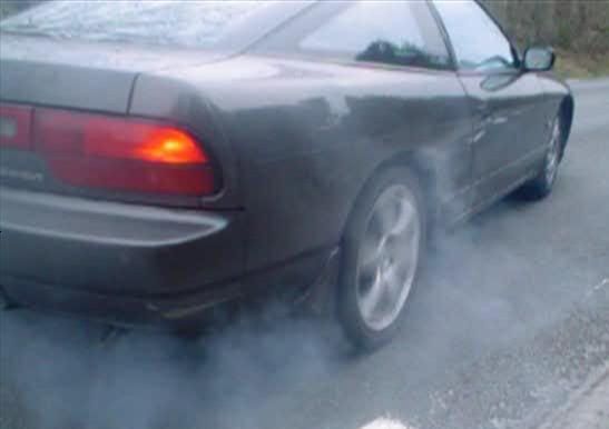 http://i5.photobucket.com/albums/y157/TwoFortySX/burnout.jpg