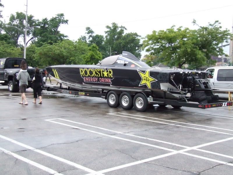 IMAGE: http://i5.photobucket.com/albums/y157/brians63/MC%20Boats%202009/MCOffshorePowerBoatRace006.jpg