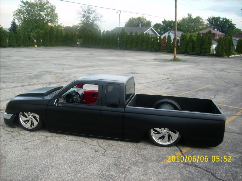 a pic of hot rod fltaz black i did on my frontier i had looked sick 