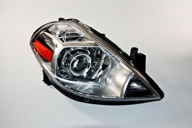2010 Nissan versa projector headlights #9