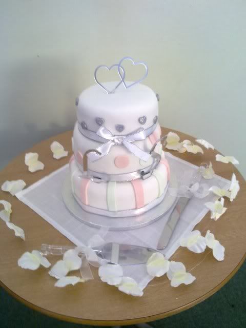 thecake.jpg