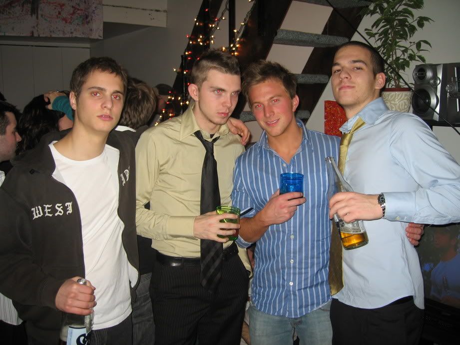 Image hosted by Photobucket.com