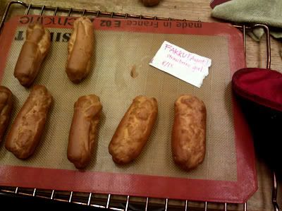 Forum Image: http://i5.photobucket.com/albums/y160/BerryNoire/eclairsbaked.jpg