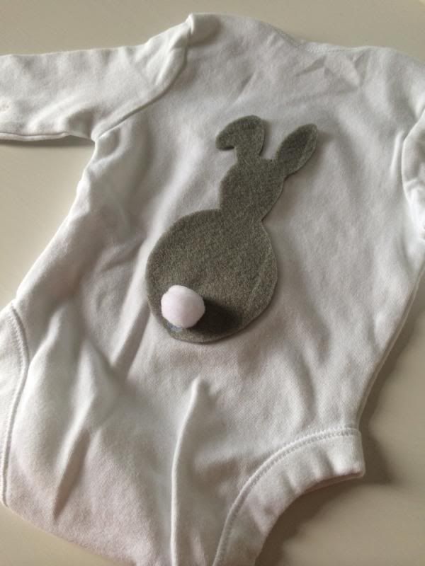 GrazingPages Homemade Felt Baby Bunny Outfit