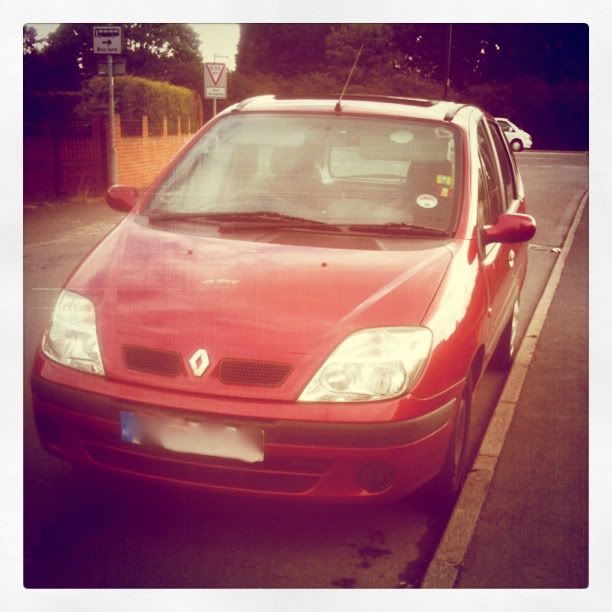 Broken Renault Scenic KatieWrites