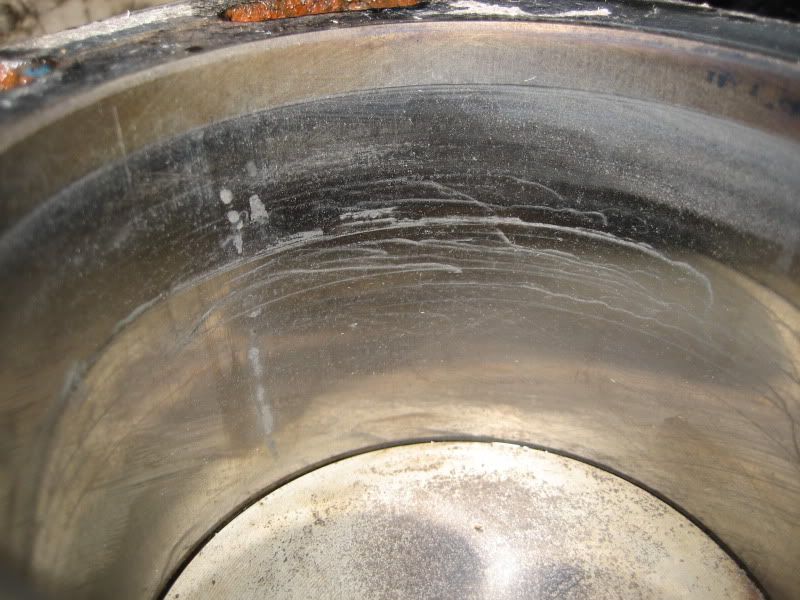 Strange Cylinder Scoring What causes this?