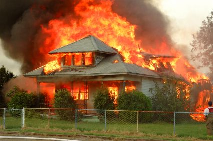 San_Diego_house_on_fire_zpsee4dbce8.jpg