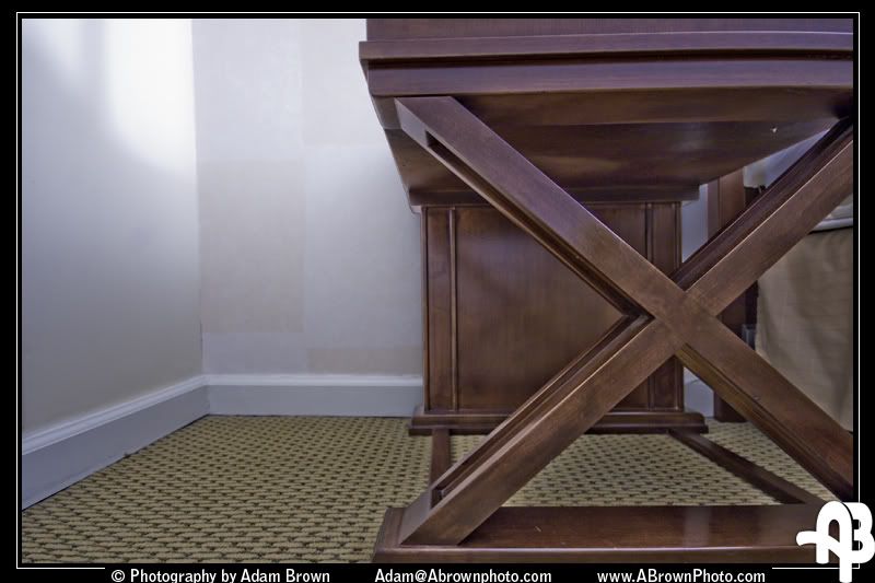 IMAGE: http://i5.photobucket.com/albums/y162/andyrsxs/CRSX/Desk-Side.jpg