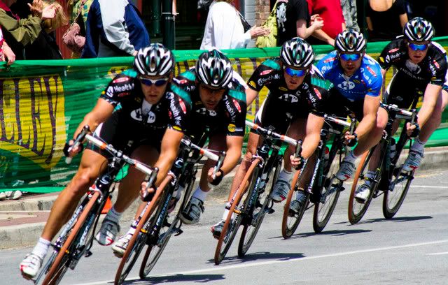 IMAGE: http://i5.photobucket.com/albums/y162/blackfocal2004/IMG_5800.jpg