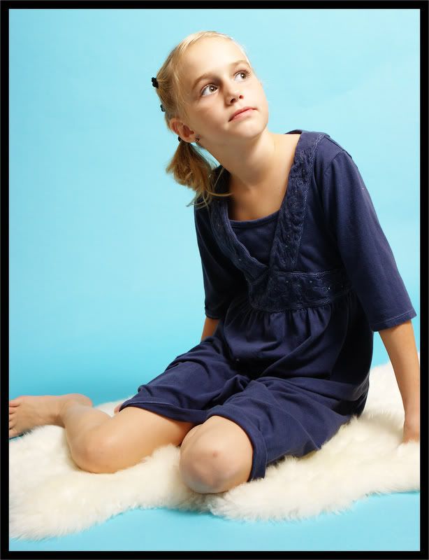 IMAGE: http://i5.photobucket.com/albums/y162/nic780/canon/10-26-20067-42-58AM_0017.jpg