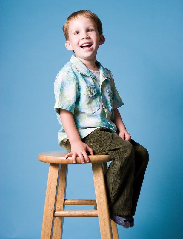 IMAGE: http://i5.photobucket.com/albums/y162/nic780/canon/11-3-20067-23-47AM_0157.jpg