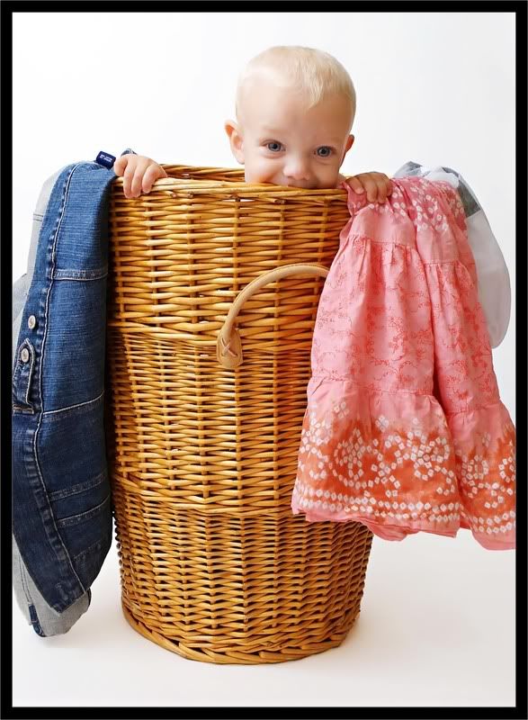 IMAGE: http://i5.photobucket.com/albums/y162/nic780/pw/10-18-20064-33-50AM_0119copy.jpg