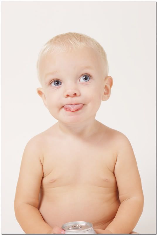 IMAGE: http://i5.photobucket.com/albums/y162/nic780/pw/10-19-20069-29-18AM_0014-1.jpg