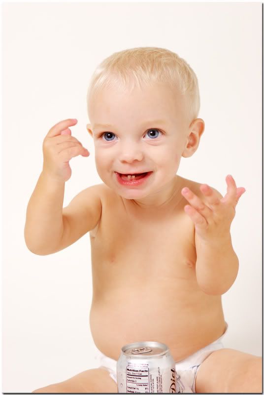 IMAGE: http://i5.photobucket.com/albums/y162/nic780/pw/10-19-20069-29-53AM_0020.jpg