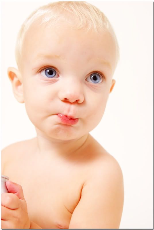 IMAGE: http://i5.photobucket.com/albums/y162/nic780/pw/10-19-20069-32-21AM_0027-2.jpg