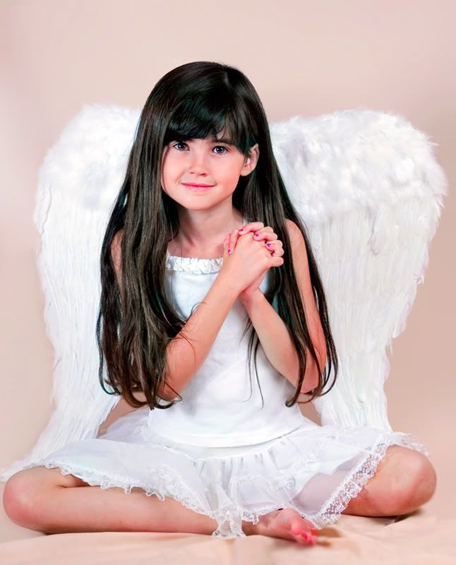 IMAGE: http://i5.photobucket.com/albums/y162/nic780/pw/angelcopy.jpg