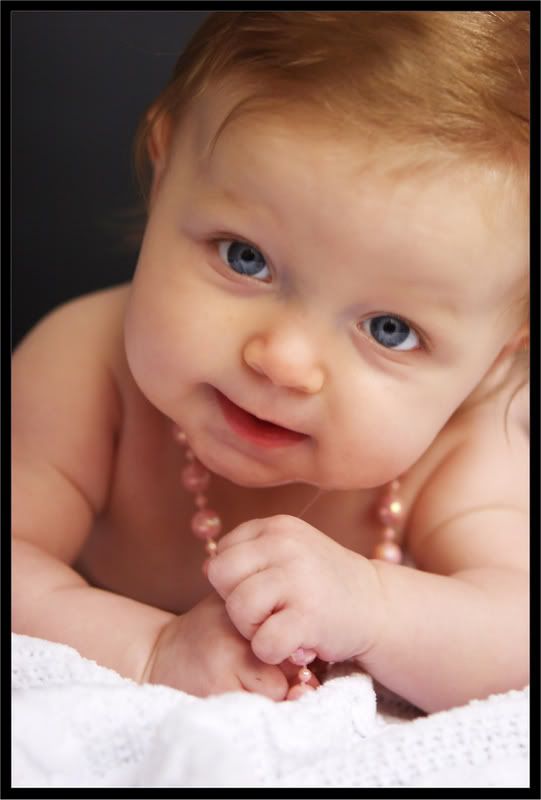 IMAGE: http://i5.photobucket.com/albums/y162/nic780/pw/avery11.jpg