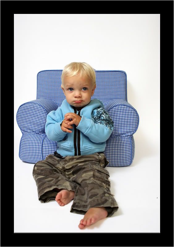 IMAGE: http://i5.photobucket.com/albums/y162/nic780/pw/shoot3.jpg