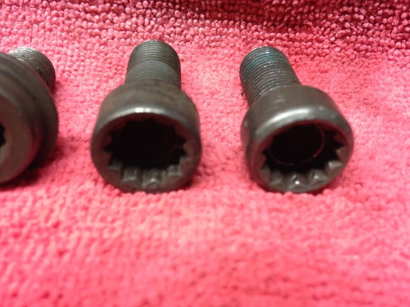 OEM Flywheel bolts differences, design and length Club GTI