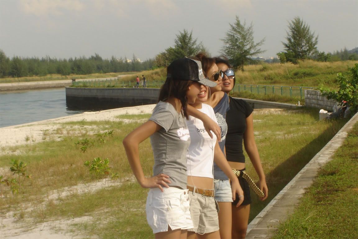 Image hosted by Photobucket.com