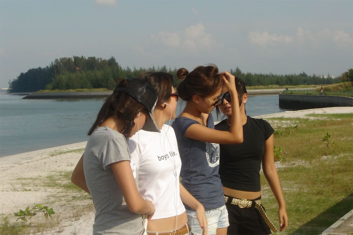 Image hosted by Photobucket.com