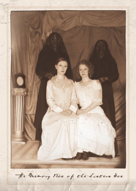 photo FoxSisters-Draft2_zpscjjuw649.jpg
