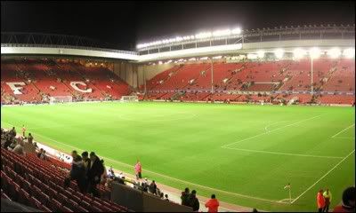 liverpool_anfieldroad.jpg