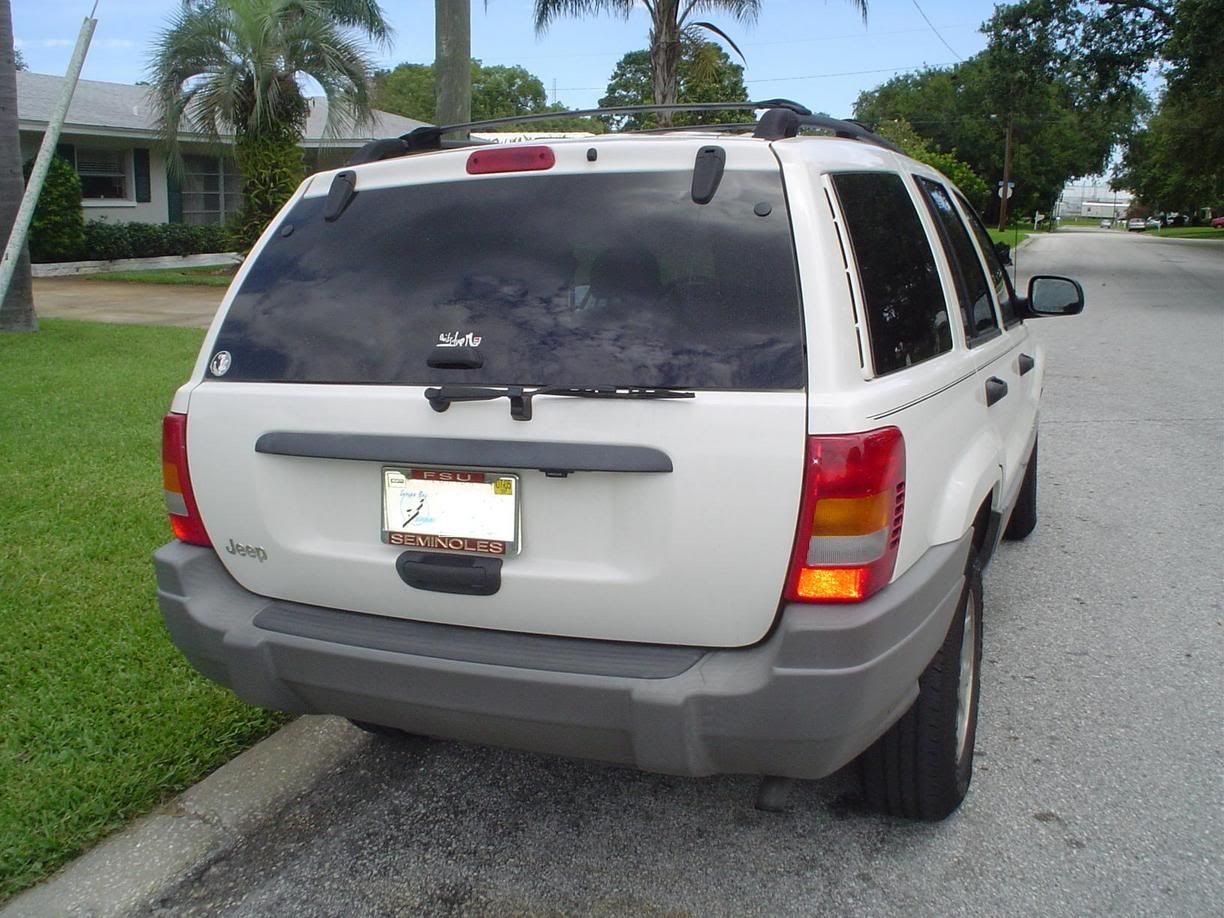http://i5.photobucket.com/albums/y165/gobolts07/jeep1.jpg