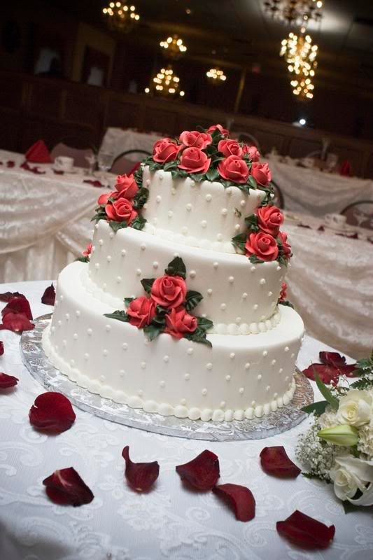 IMAGE: http://i5.photobucket.com/albums/y166/sageone/YummyCake.jpg