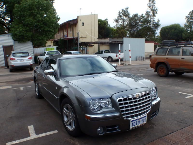 i5.photobucket.com/albums/y167/magnus11/Chrysler001.jpg