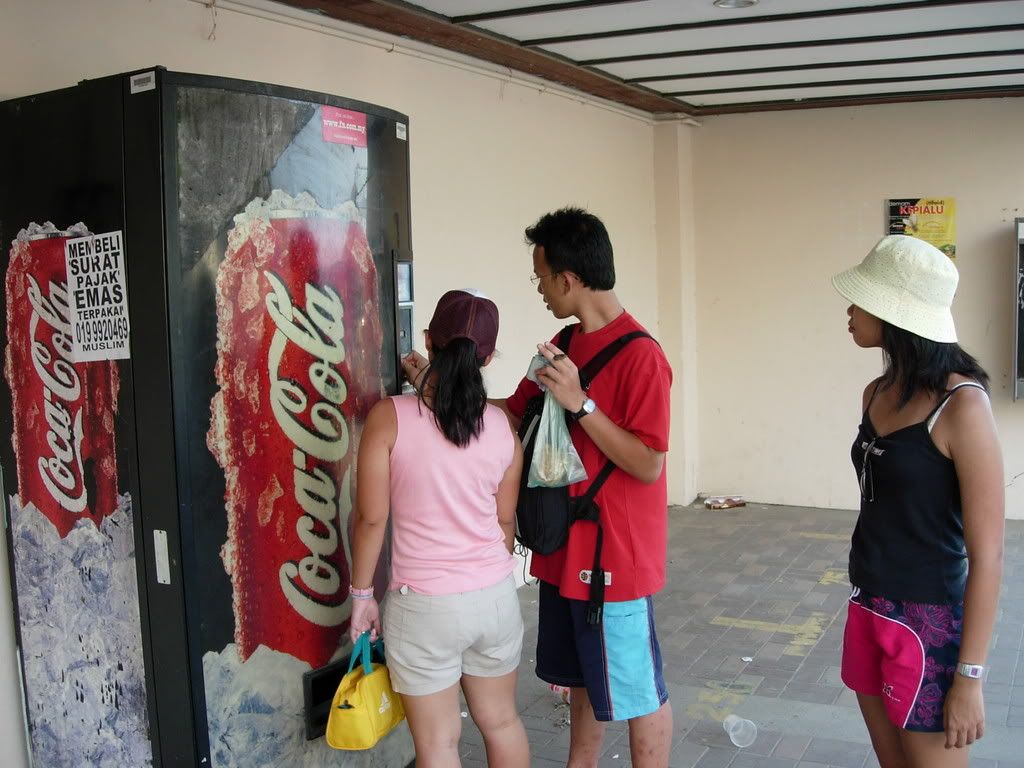 The RM 1.10 coke machine