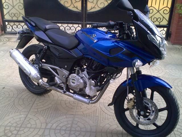 New+pulsar+220+speed+lines