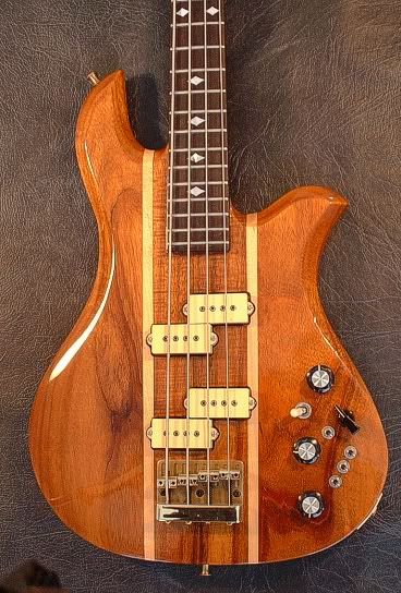 [Obrazek: Armitage_BC-Rich-Eagle-Bass.jpg]