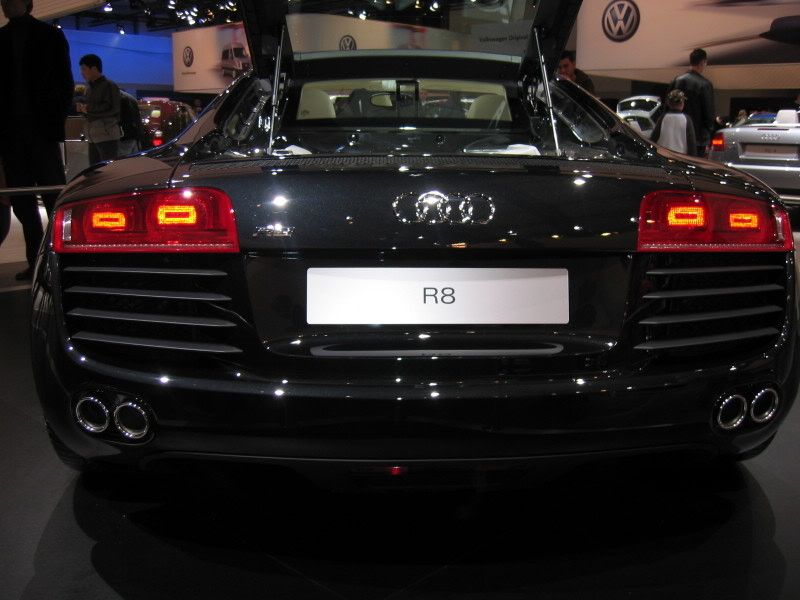 AudiR8bak.jpg