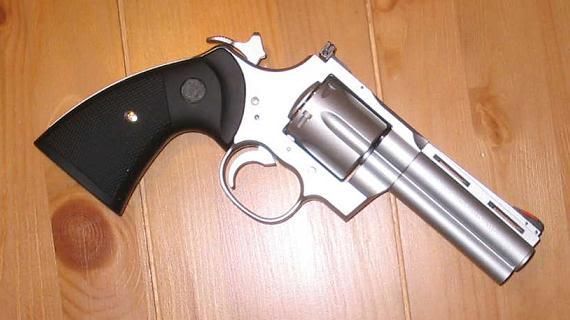 http://i5.photobucket.com/albums/y171/shao14/python_sa1.jpg