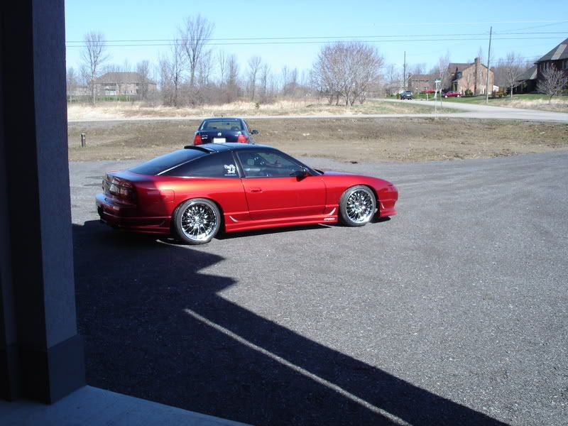 http://i5.photobucket.com/albums/y172/mr_240sx/89%20nissan%20240sx/DSC00904.jpg