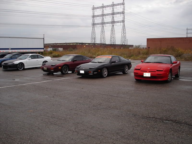 http://i5.photobucket.com/albums/y172/mr_240sx/89%20nissan%20240sx/Dsc00466.jpg