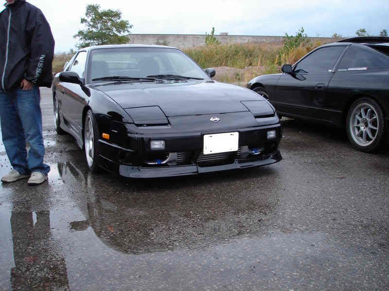 http://i5.photobucket.com/albums/y172/mr_240sx/89%20nissan%20240sx/Dsc00473.jpg