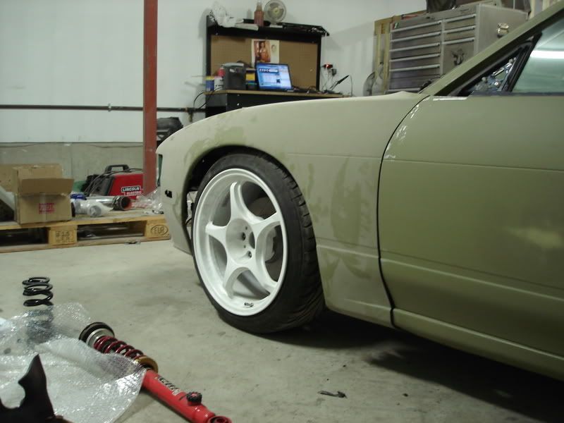 http://i5.photobucket.com/albums/y172/mr_240sx/project%20x/DSC00973.jpg