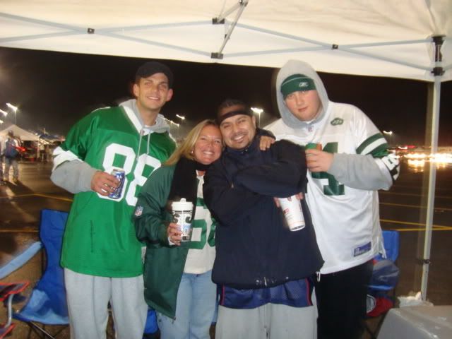 cancunpatsjets08win105.jpg