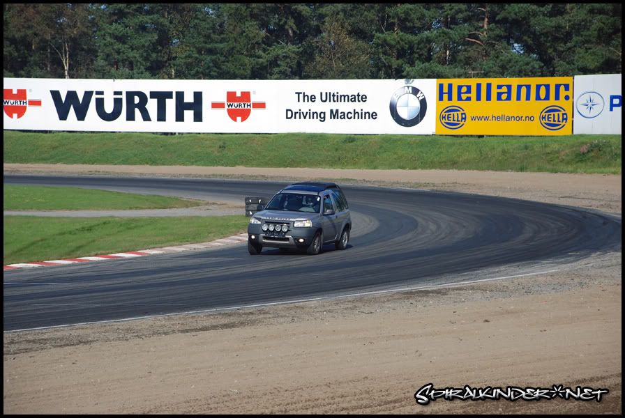 http://i5.photobucket.com/albums/y176/lagunabmw/Bil%20och%20Motor/Gatebil%20Rudskogen%20090912/DSC_5062.jpg