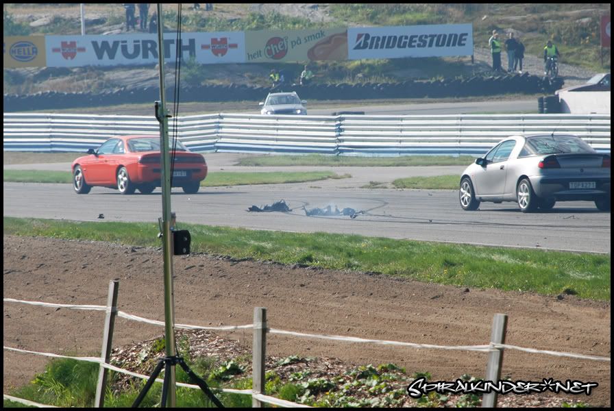 http://i5.photobucket.com/albums/y176/lagunabmw/Bil%20och%20Motor/Gatebil%20Rudskogen%20090912/DSC_5092.jpg