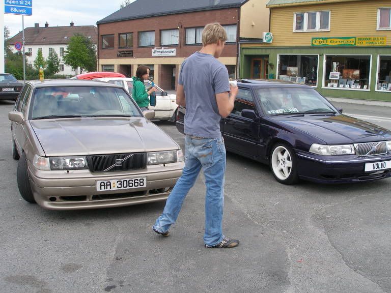 VolvoS90R32.jpg