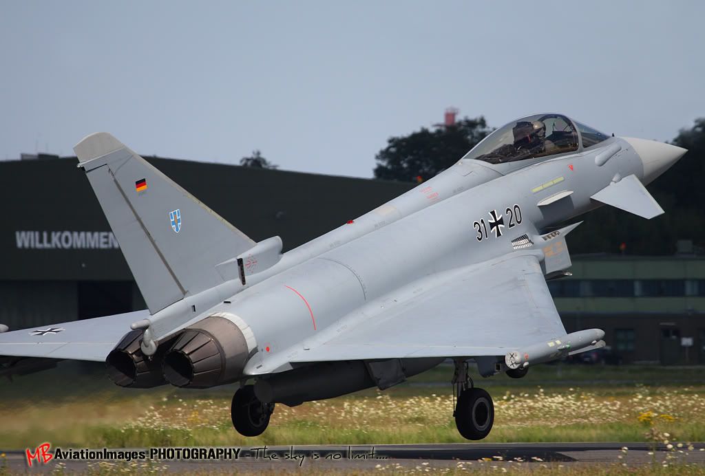 MBAviationImagesETNLRwyBordkanoneErsteRu