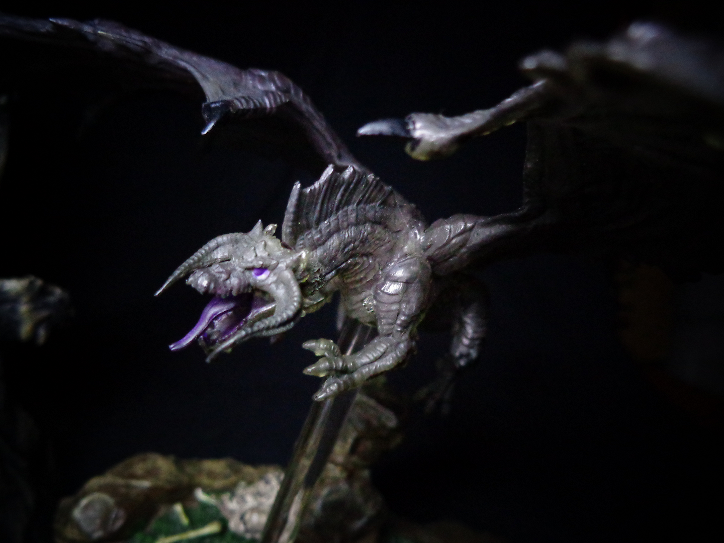 BlackShadowDragon02.png