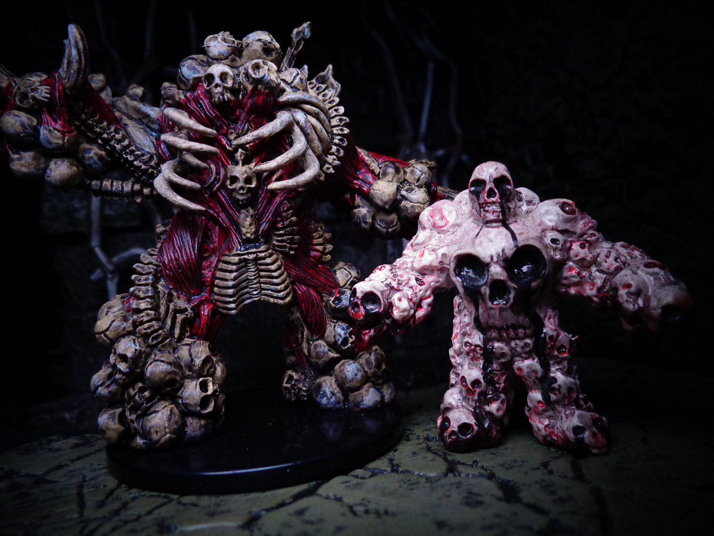 BoneGolem-Multiskull02.png